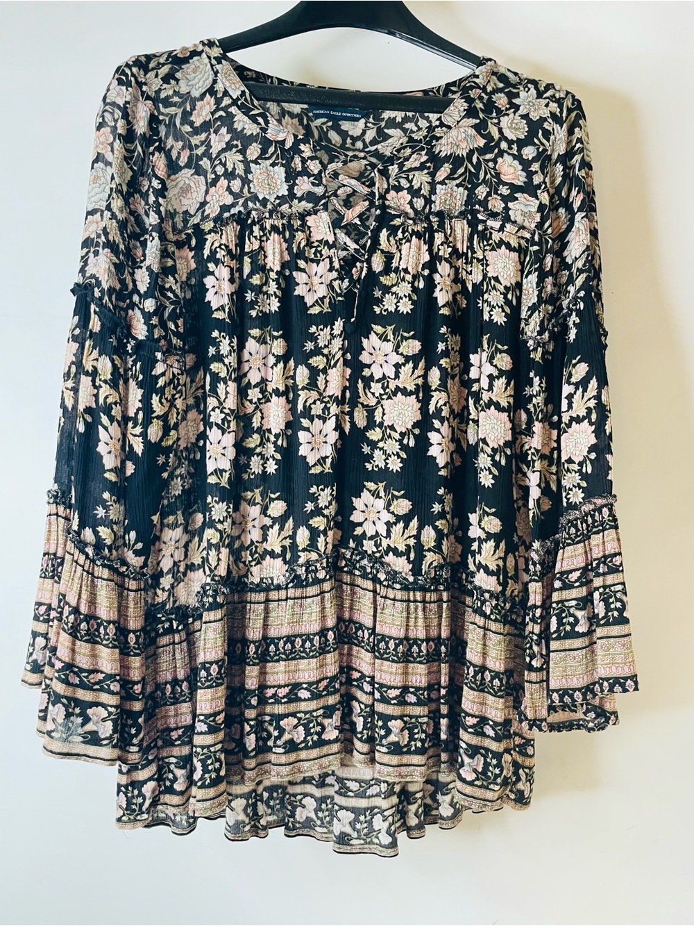 American Eagle Outfitters Black Tunic with Blush Floral Print Boho Style S